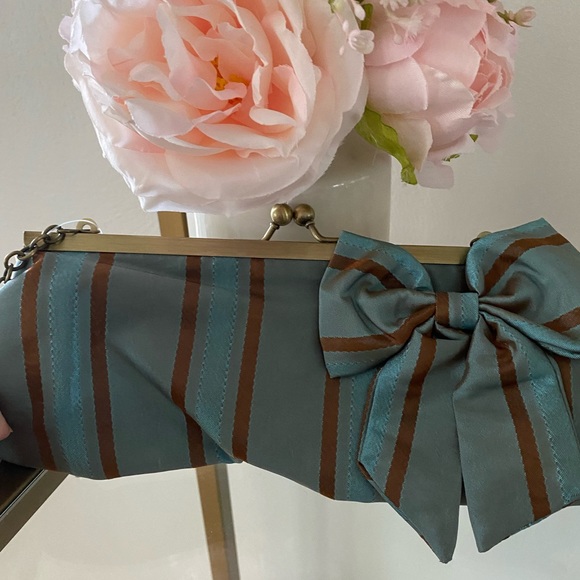 Brown and Turquoise Clutch with optional chain - never worn. New with tags - Picture 5 of 5